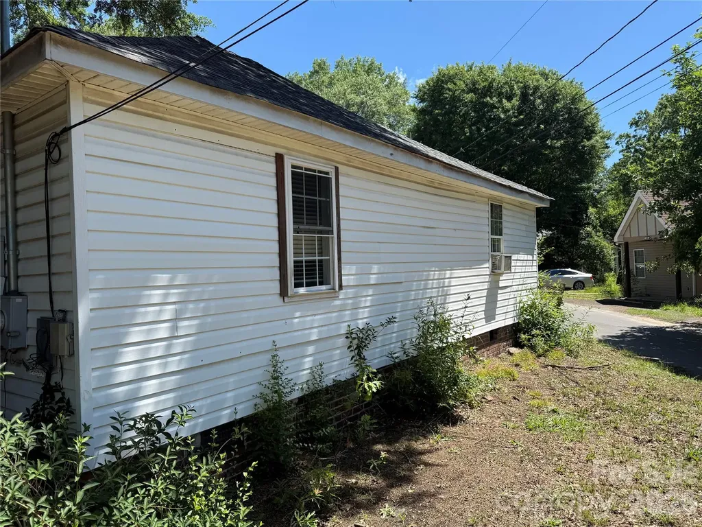 107 Drake Street Gastonia NC 28052