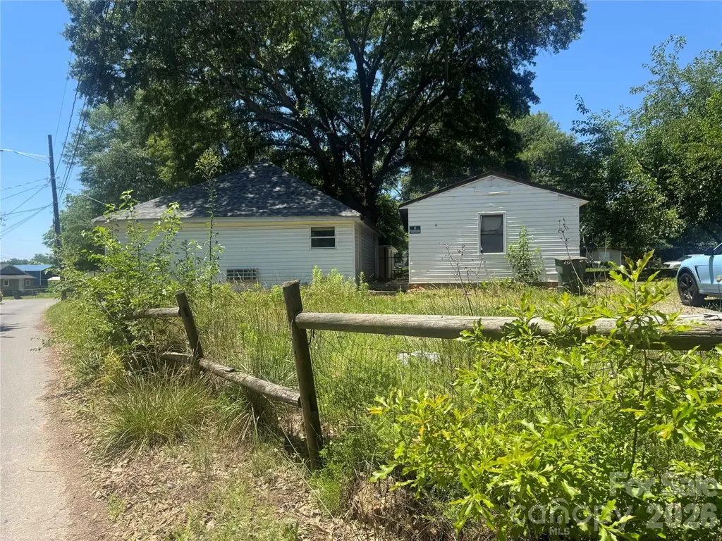 107 Drake Street Gastonia NC 28052