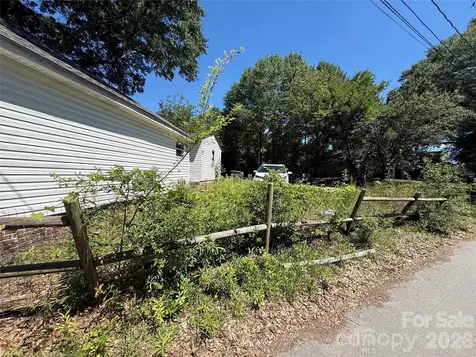 107 Drake Street Gastonia NC 28052