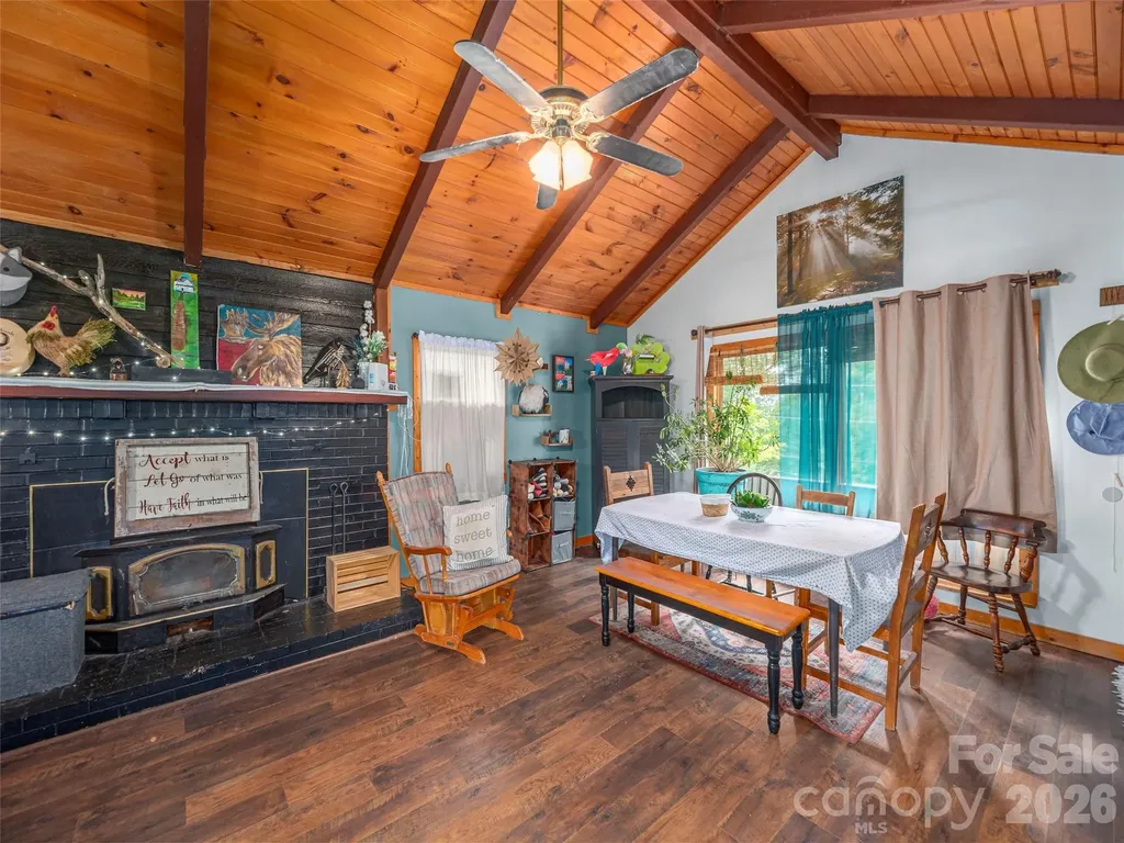 337 Hamer Avenue Waynesville NC 28786