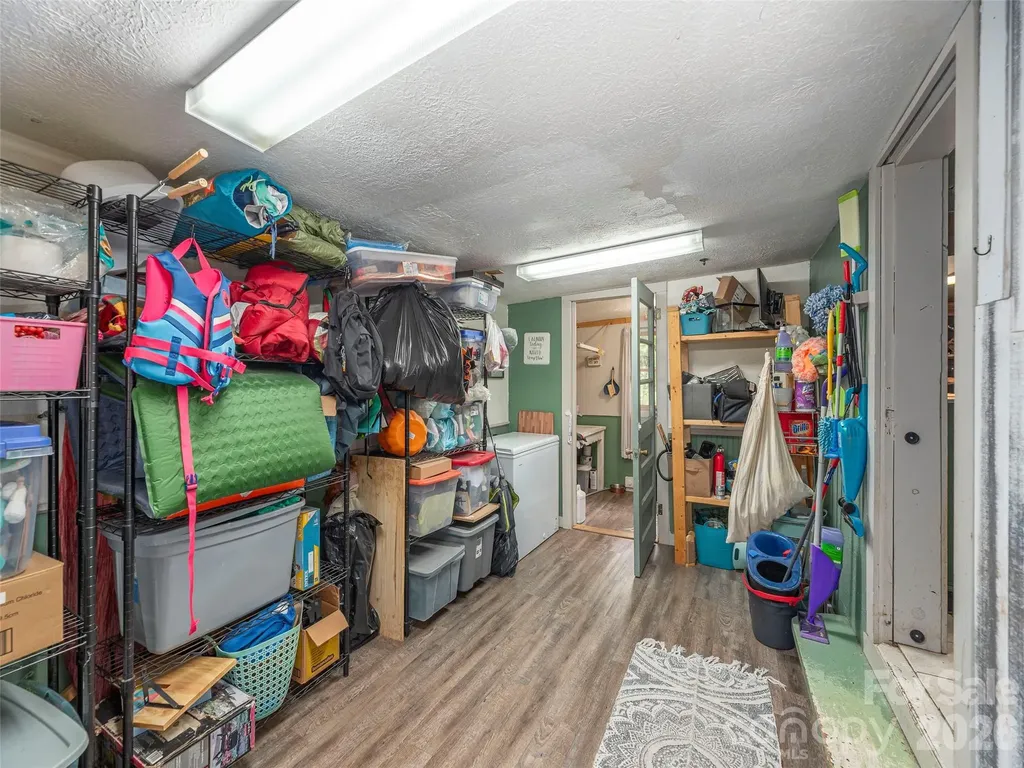 337 Hamer Avenue Waynesville NC 28786