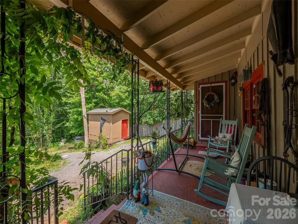 337 Hamer Avenue Waynesville NC 28786