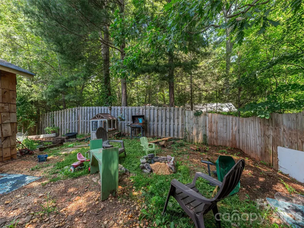 337 Hamer Avenue Waynesville NC 28786