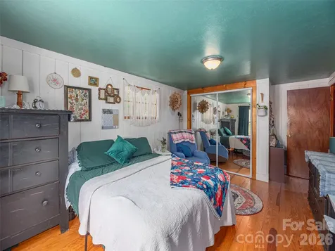 337 Hamer Avenue Waynesville NC 28786