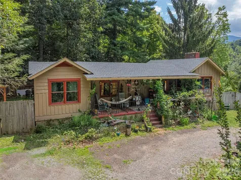 337 Hamer Avenue Waynesville NC 28786