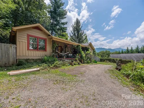 337 Hamer Avenue Waynesville NC 28786