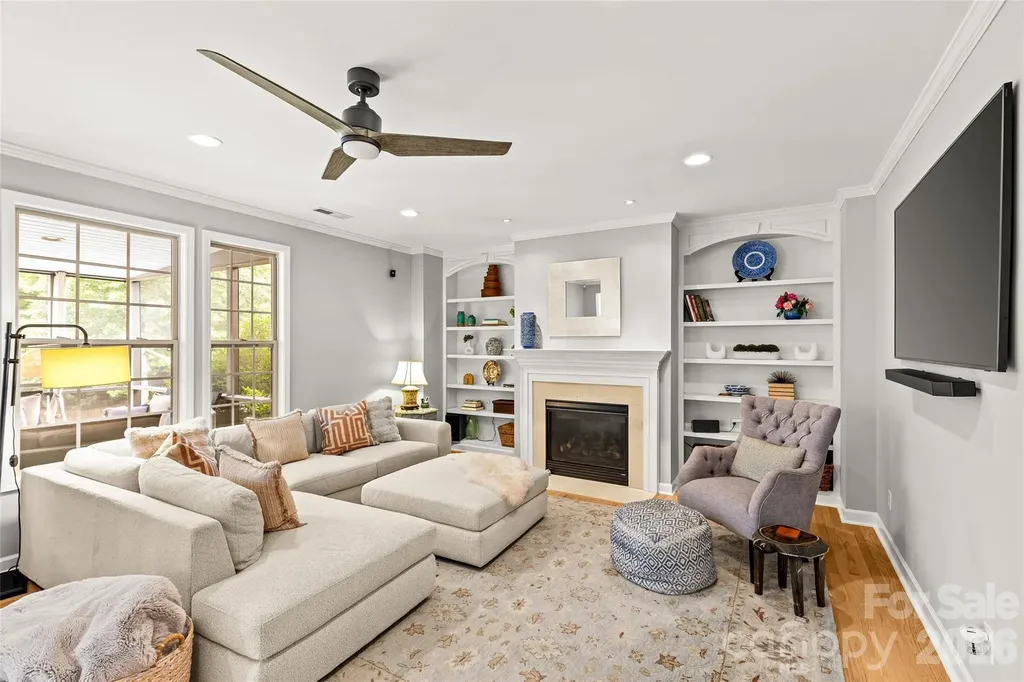 3207 Lakehurst Crossing Matthews NC 28104