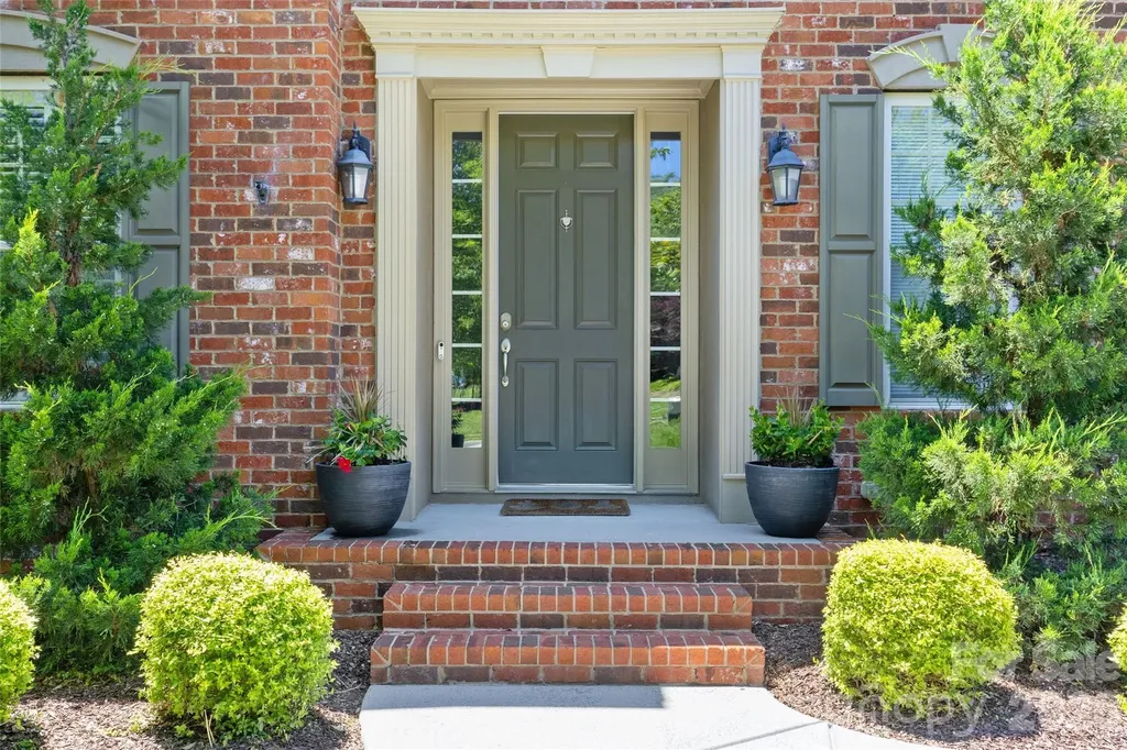 3207 Lakehurst Crossing Matthews NC 28104