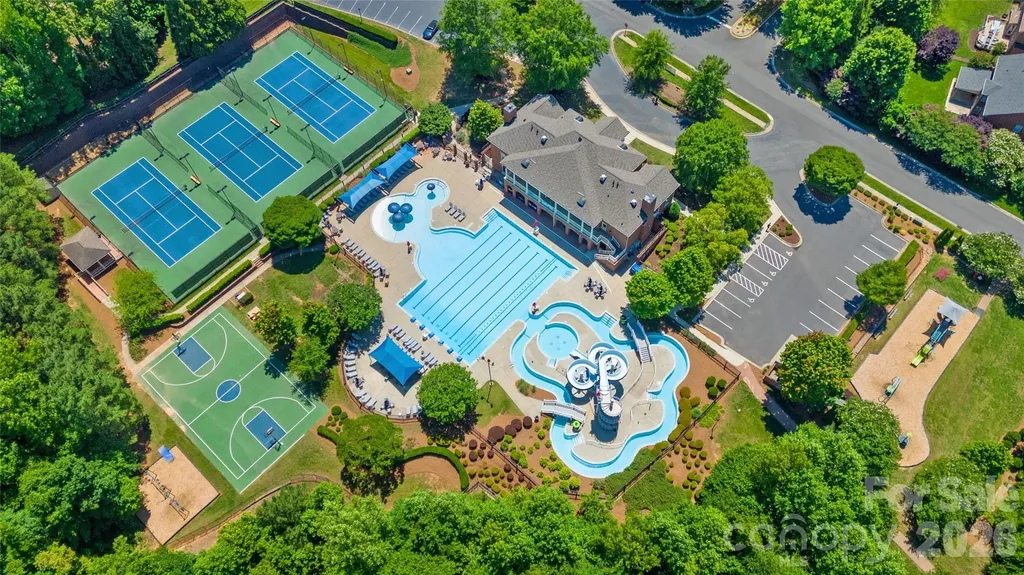 3207 Lakehurst Crossing Matthews NC 28104