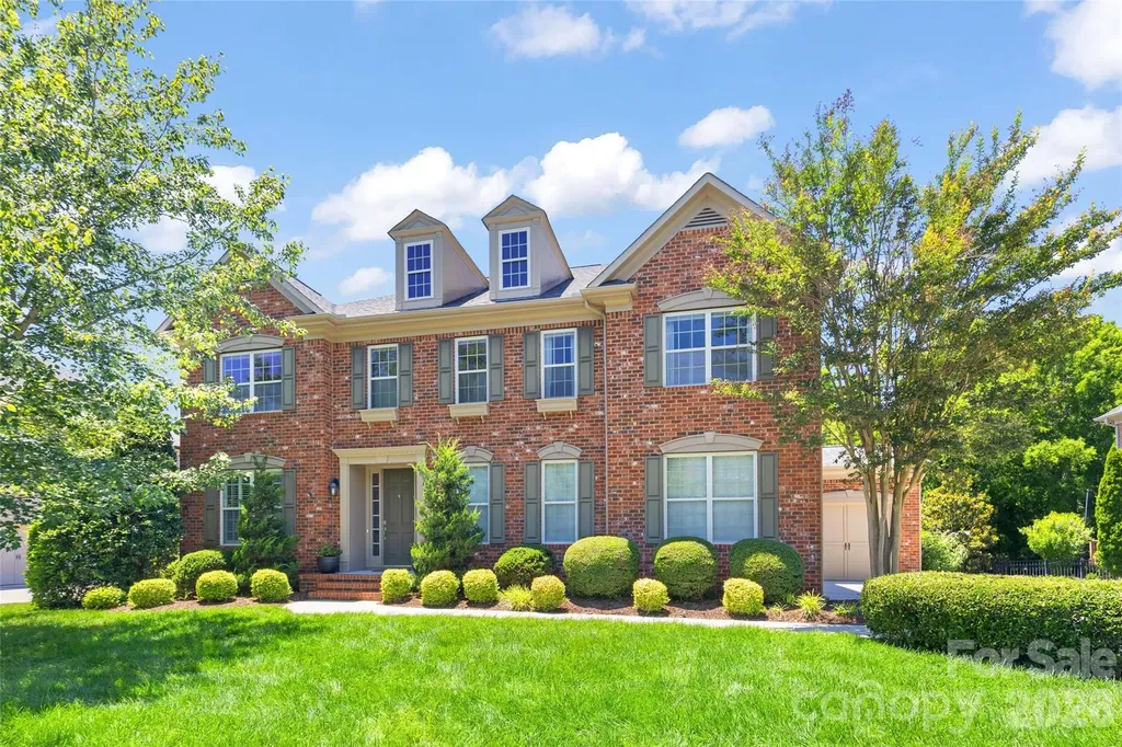 3207 Lakehurst Crossing Matthews NC 28104