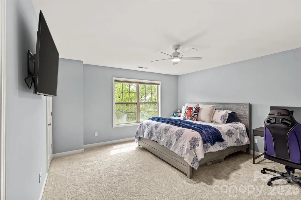 3207 Lakehurst Crossing Matthews NC 28104