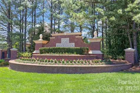 3207 Lakehurst Crossing Matthews NC 28104