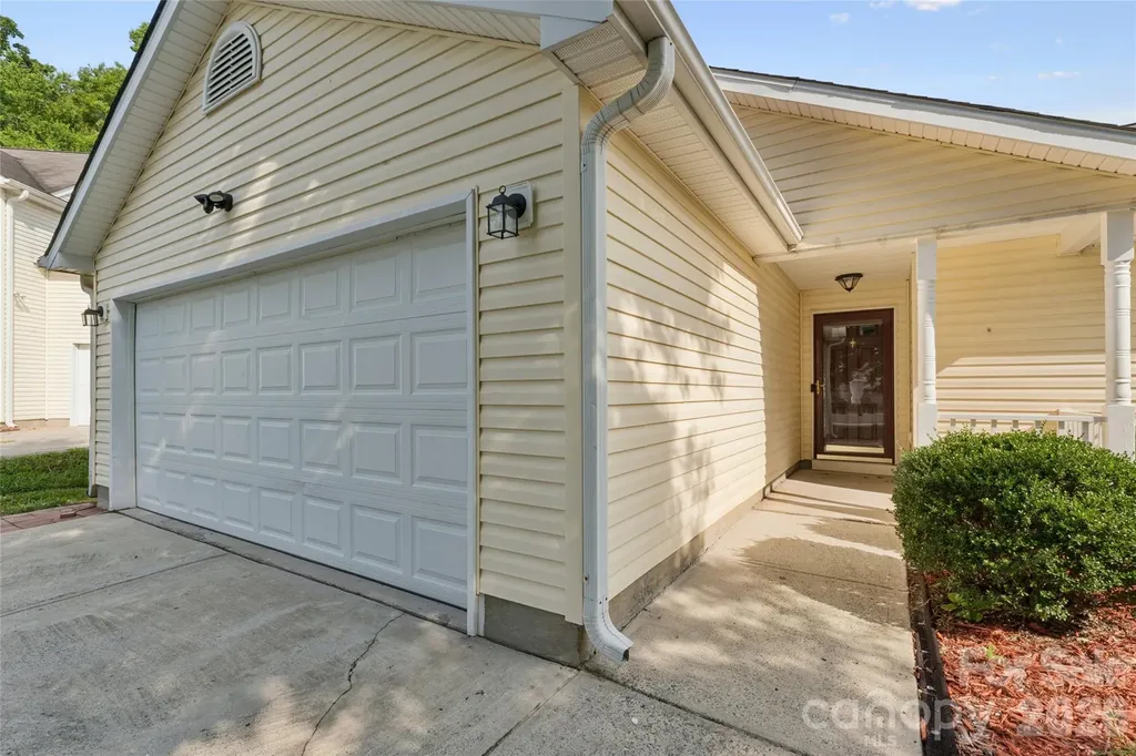 13511 Diadem Court Charlotte NC 28273