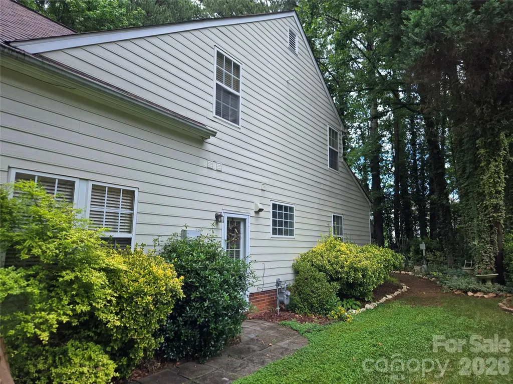 6313 Lily Pad Court Charlotte NC 28262