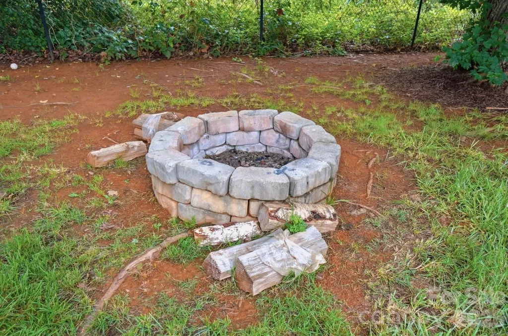 117 Heathrow Lane Statesville NC 28677