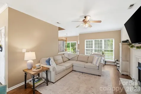117 Heathrow Lane Statesville NC 28677