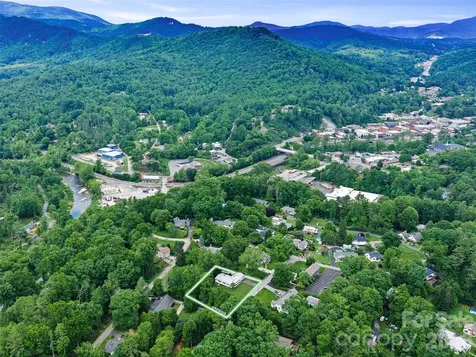 44 Hemlock Avenue Spruce Pine NC 28777