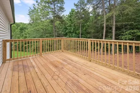 120 Whistling Pines Drive Statesville NC 28677