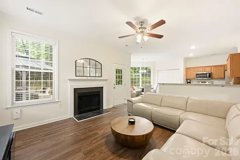 4902 Windchase Lane Charlotte NC 28269