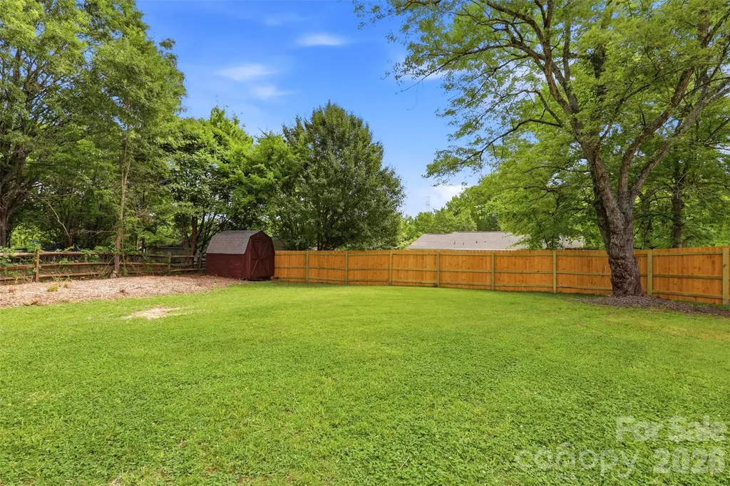 2918 Wild Duck Court Charlotte NC 28262