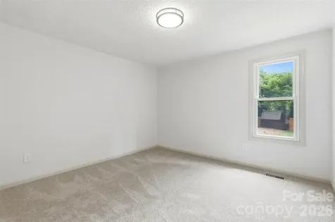 2918 Wild Duck Court Charlotte NC 28262