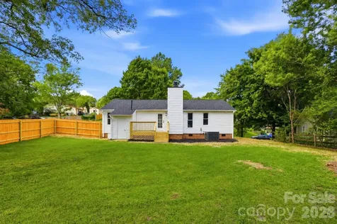 2918 Wild Duck Court Charlotte NC 28262