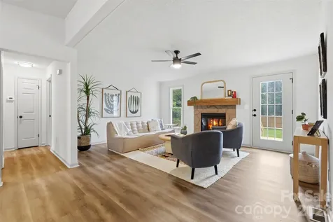 2918 Wild Duck Court Charlotte NC 28262