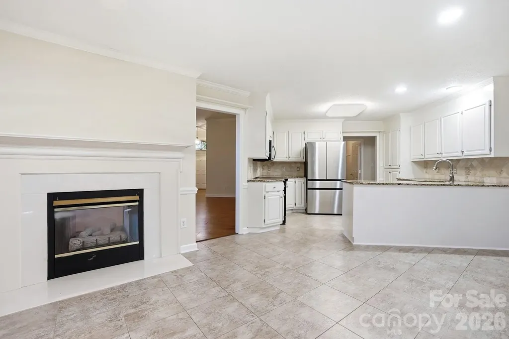 1506 Village Court Gastonia NC 28054