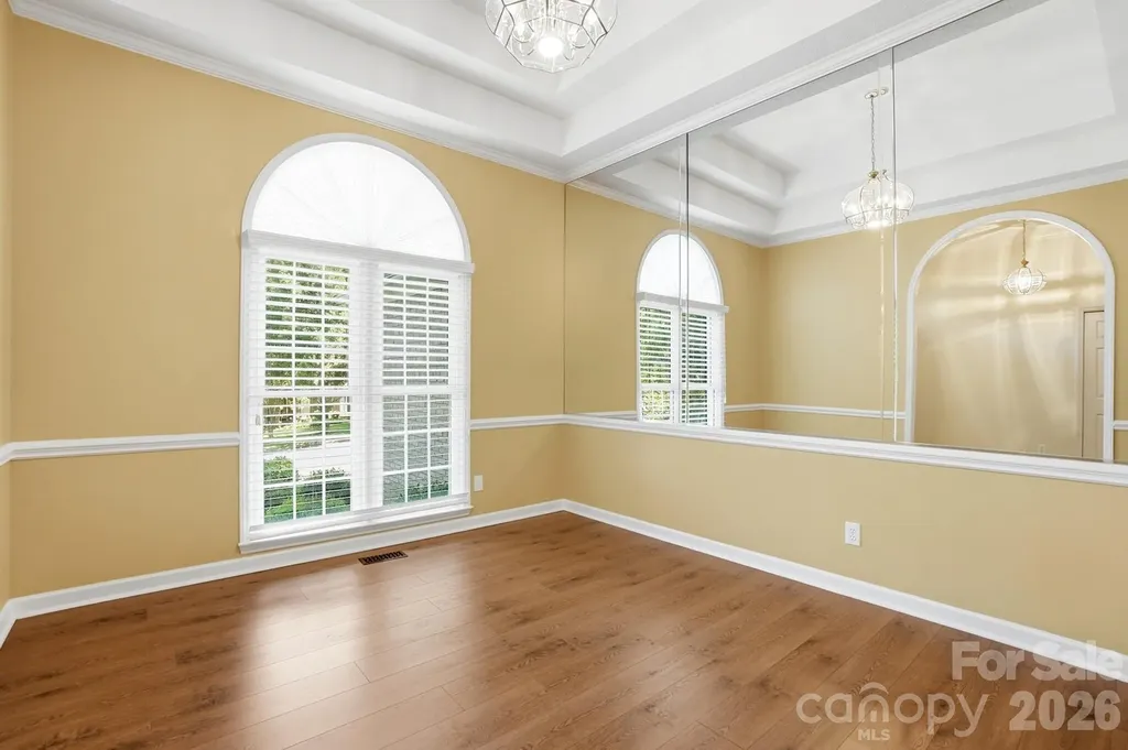 1506 Village Court Gastonia NC 28054