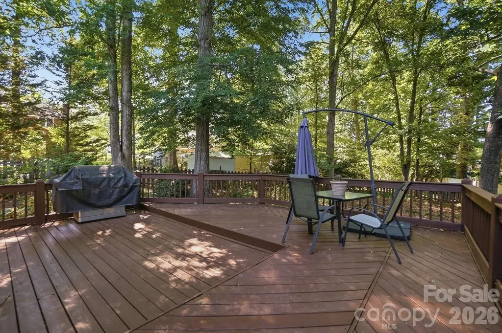 1506 Village Court Gastonia NC 28054