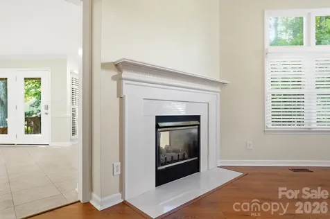1506 Village Court Gastonia NC 28054
