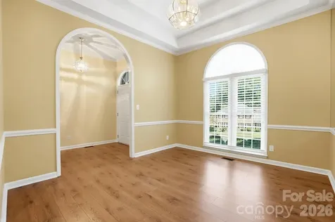 1506 Village Court Gastonia NC 28054