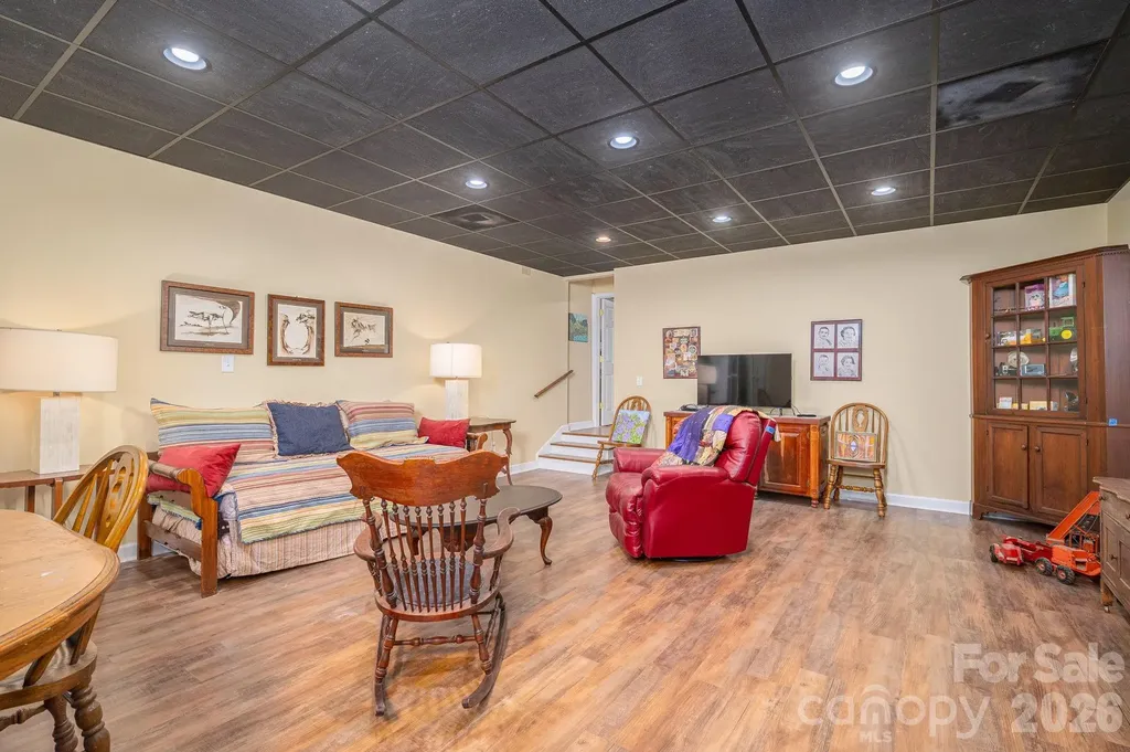 170 Windsor Drive Taylorsville NC 28681
