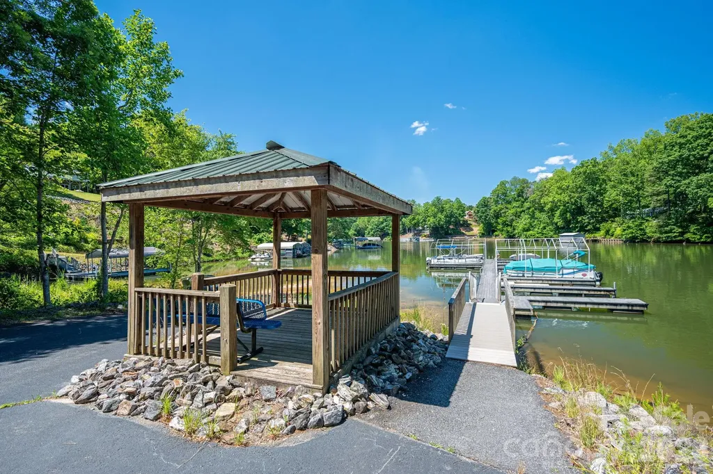 170 Windsor Drive Taylorsville NC 28681