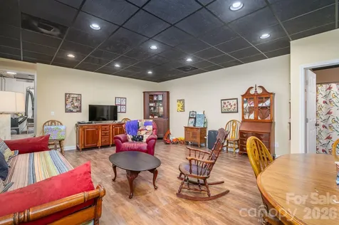 170 Windsor Drive Taylorsville NC 28681