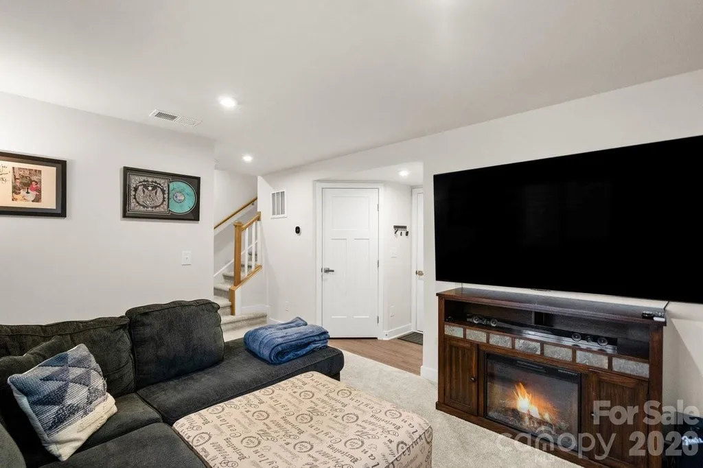513 Evergreen Terrace Cramerton NC 28032
