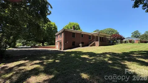 150 31st Avenue NW Hickory NC 28601