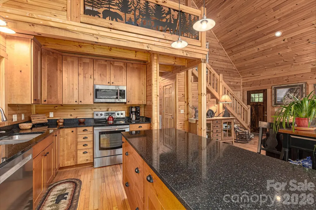 68 Woodgate Trail Nebo NC 28751