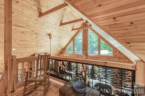 68 Woodgate Trail Nebo NC 28751