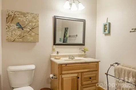 68 Woodgate Trail Nebo NC 28751