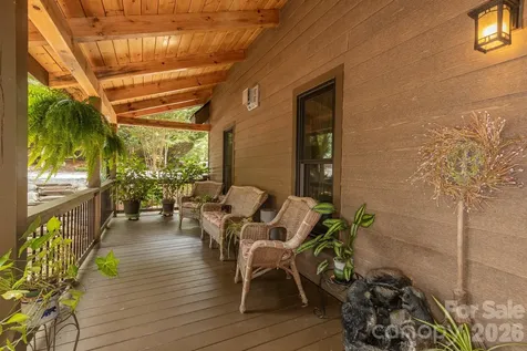 68 Woodgate Trail Nebo NC 28751