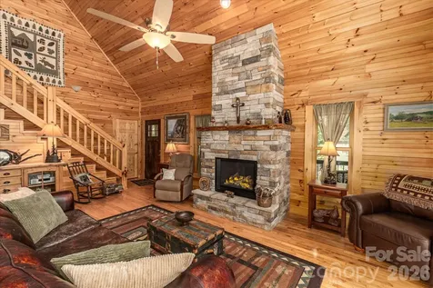 68 Woodgate Trail Nebo NC 28751