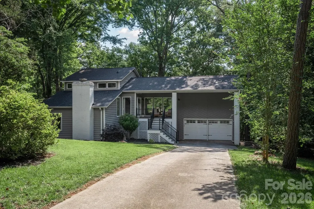 7611 Robin Crest Road Charlotte NC 28226