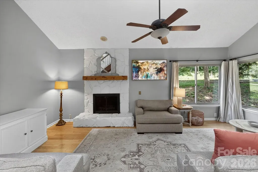 7611 Robin Crest Road Charlotte NC 28226