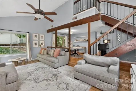 7611 Robin Crest Road Charlotte NC 28226