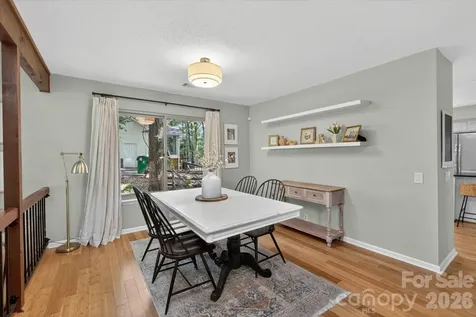 7611 Robin Crest Road Charlotte NC 28226