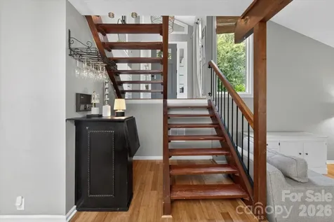 7611 Robin Crest Road Charlotte NC 28226
