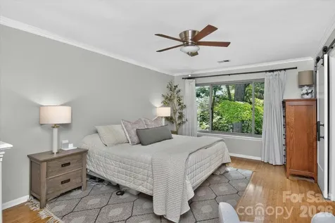 7611 Robin Crest Road Charlotte NC 28226