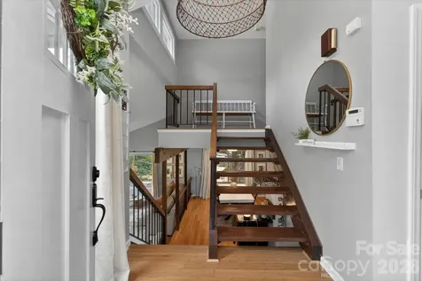 7611 Robin Crest Road Charlotte NC 28226