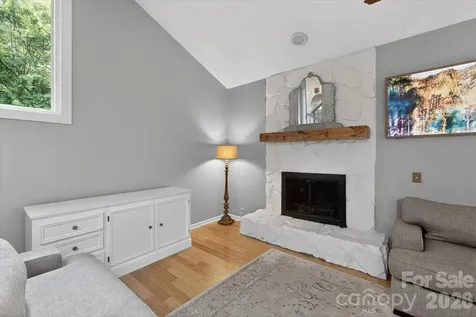 7611 Robin Crest Road Charlotte NC 28226